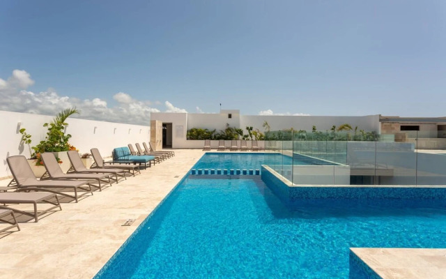 New Condo In Nice Vacation Complex - 5 People