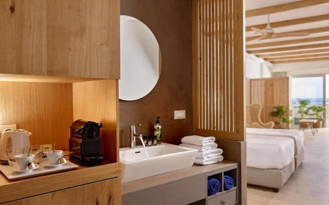 Blue Marine Resort & Spa