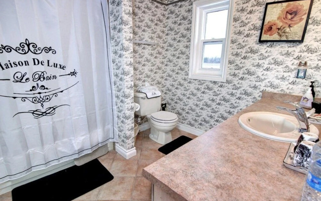 Cobblestone Bed and Breakfast