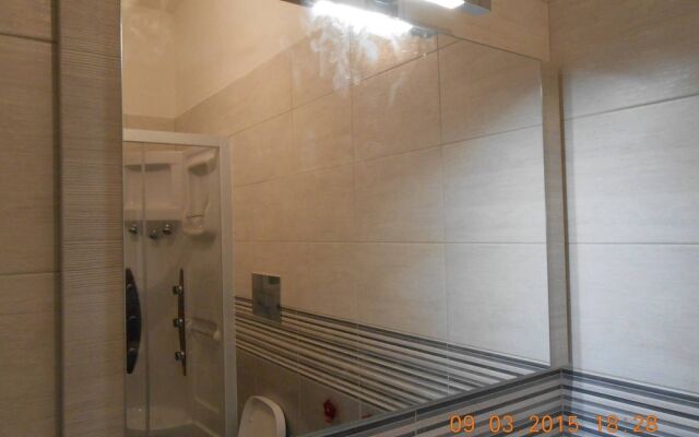 Camera Romantica, En-suite
