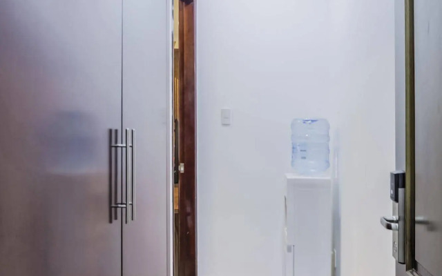 Poonsa Serviced Apartment