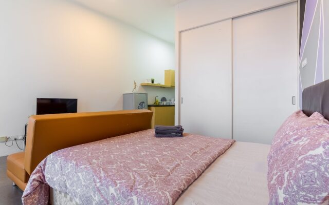 Luzzeri Suite Empire Damansara
