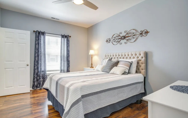 Community Pool & Private Balcony: Chic Lewes Gem