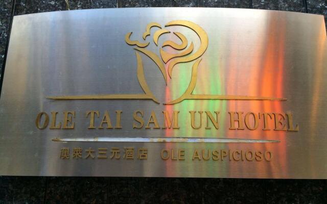 Ole Tai Sam Un Hotel