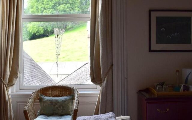 Colintraive Hotel