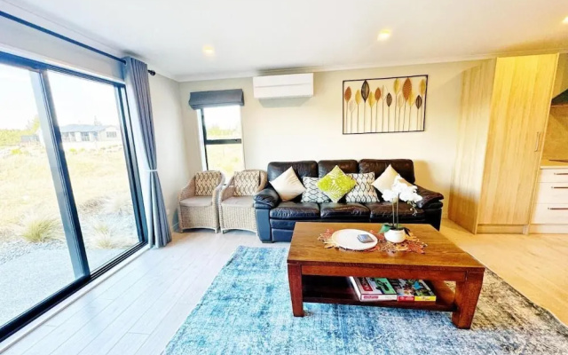April Three Bedroom Apartment – Guest Rooms – Lake Tekapo