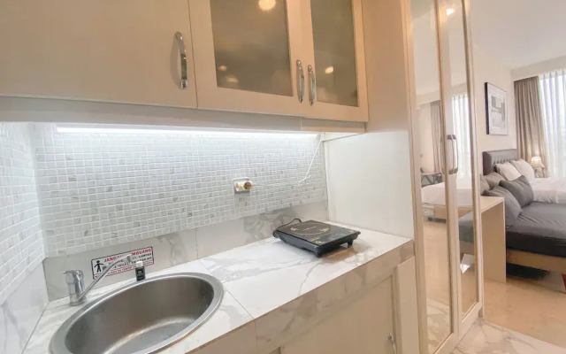 The Signature Studio Apartment With Jaccuzi Art Deco