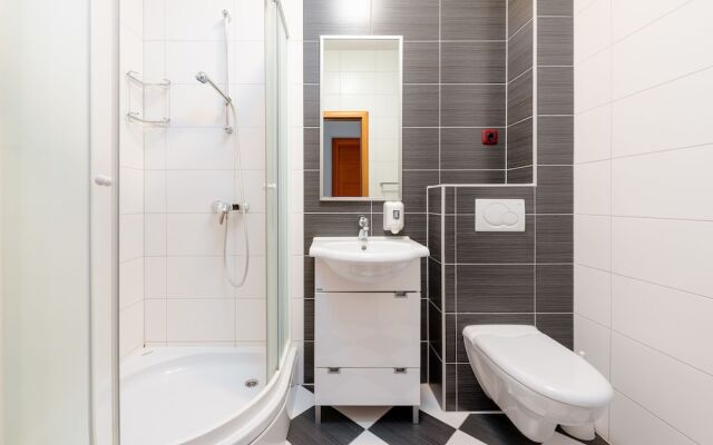 Hotel Tucepi (Private Apartments)