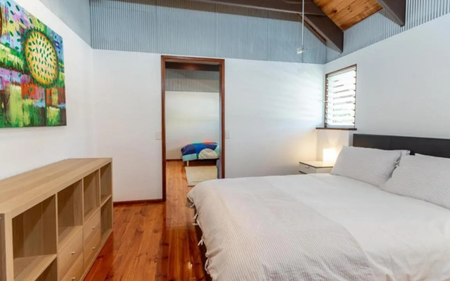 Unique Getaway 300m to Bribie Foreshore, Bongaree