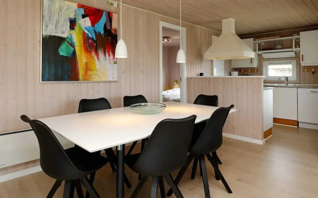6 Person Holiday Home in Spottrup-by Traum