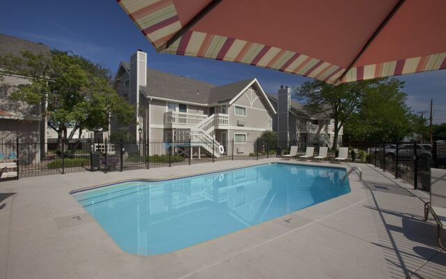 Hotel at WaterWalk Wichita