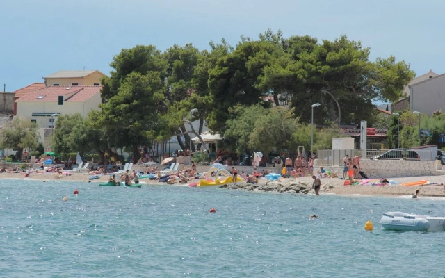 Apartments Bagic