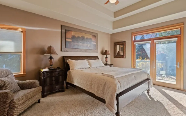 Luna View 3 Bedroom Home by Redawning