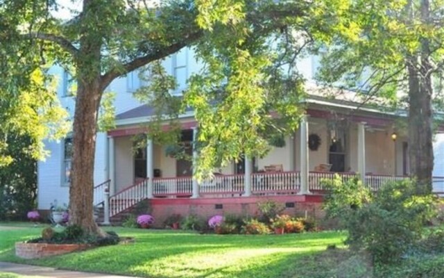 Hardeman House Bed and Breakfast