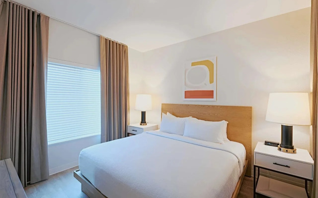 WaterWalk Extended Stay by Wyndham Jacksonville Deerwood Pk