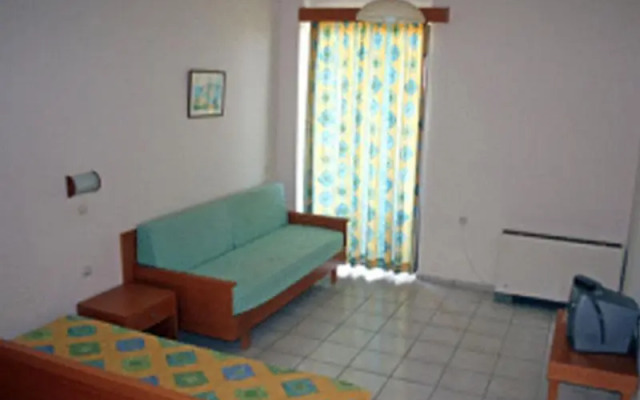 Marinos Beach Apartments
