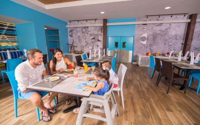 Fiesta Resort Central Pacific - All Inclusive