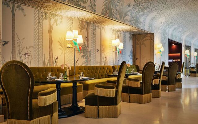 L'Escape Hotel