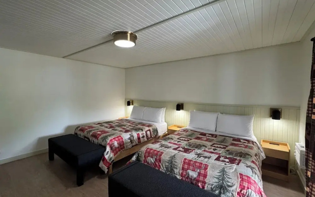 Ski Mountain Lodge