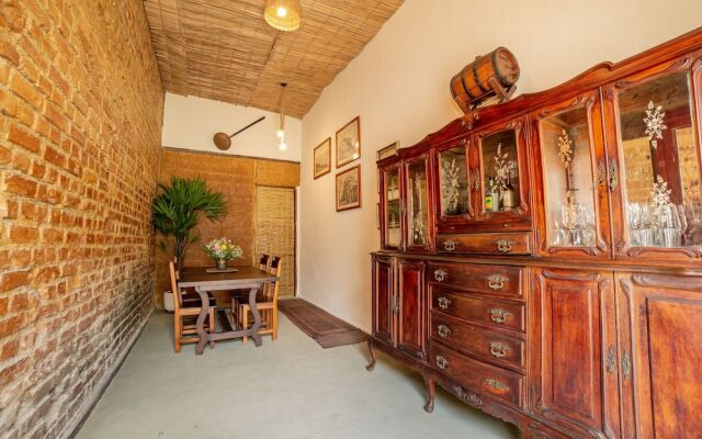 Ferraria Guest House