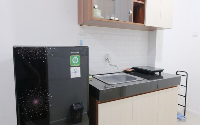 Modern Classic Studio At Apartment Parahyangan Residence