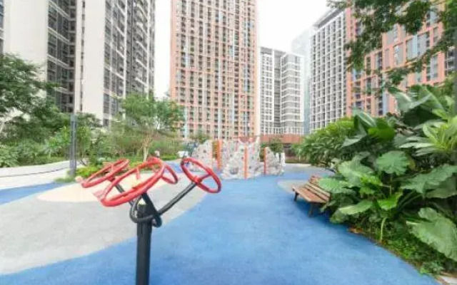 Tata Apartment Hotel (Shenzhen Shenda Metro Station)