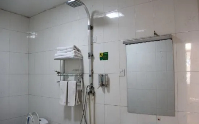 Guanxian Shuangying North Ring Express Hotel