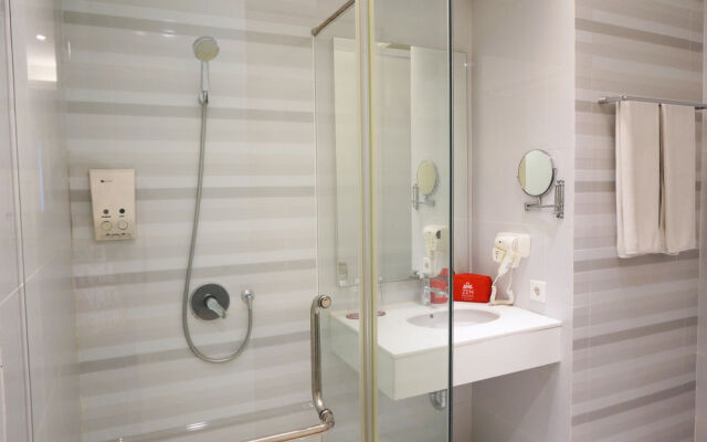 Zen Rooms Manyar Kertoarjo