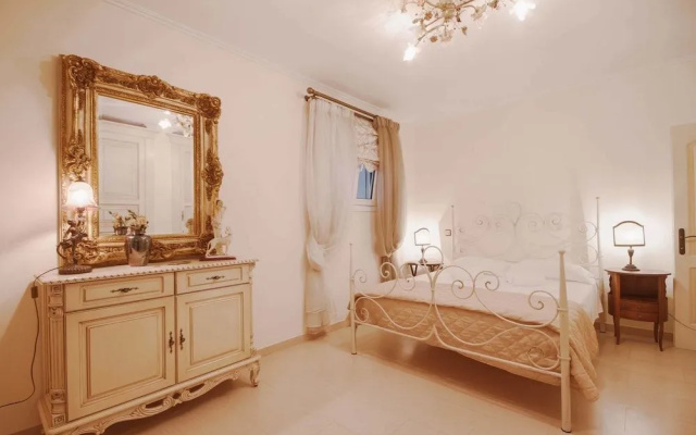 Villa Ellania