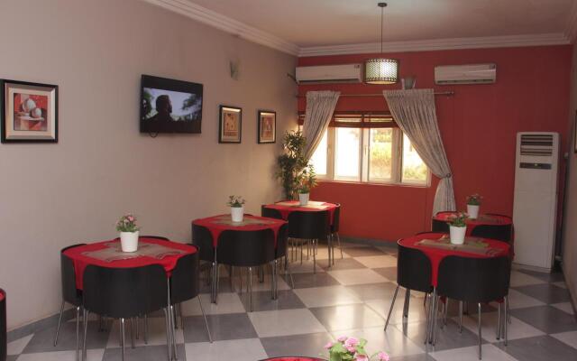 Purple Tulip Hotel