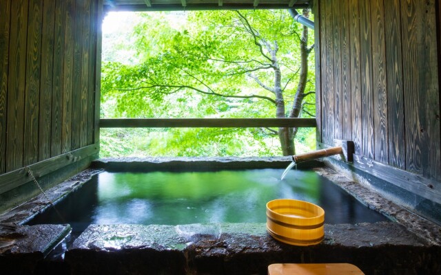 Shirataki Hotel