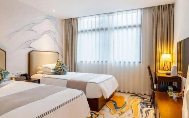 Floral Hotel Sheng Poman Courtyard