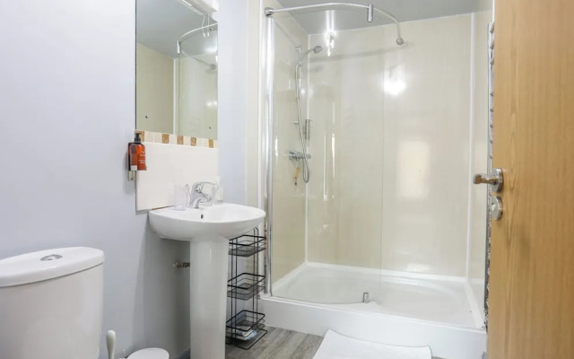 Vyrnwy Lakeside - Bala Lake