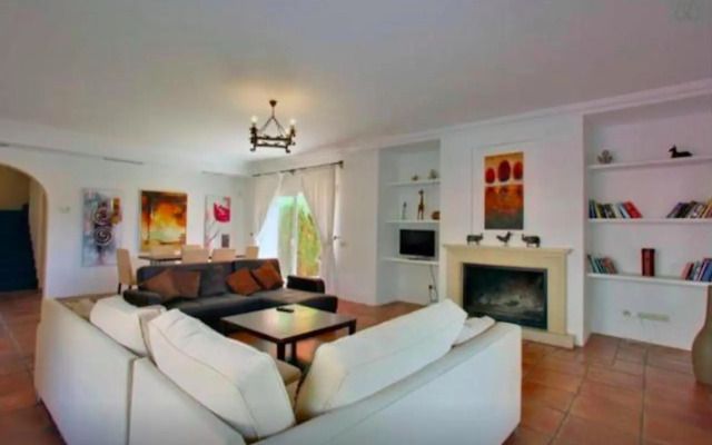 Villa 9 La Alzambra-Puerto Banus
