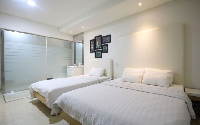 Jeonju Sinsigaji Hotel Moa