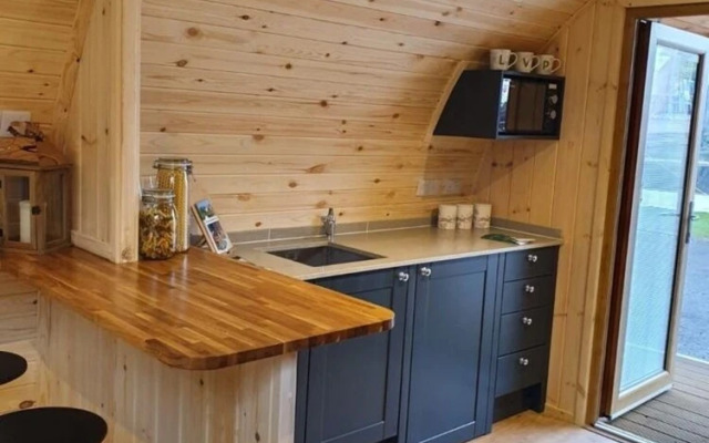 Orchard Glamping - Apartment Pod - Blossom