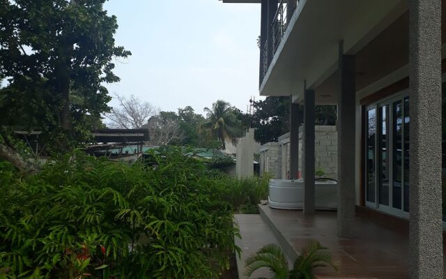 La Digue Luxury Beach Bungalow Spa & Gym