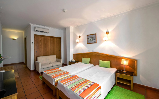 Hotel Colina do Mar