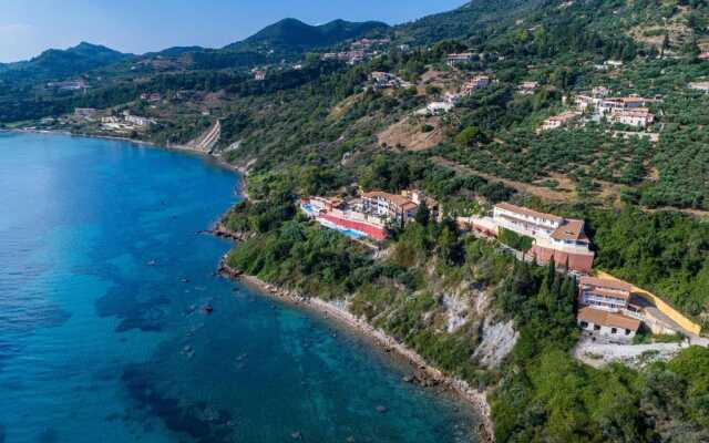 Pelagos Beach Hotel