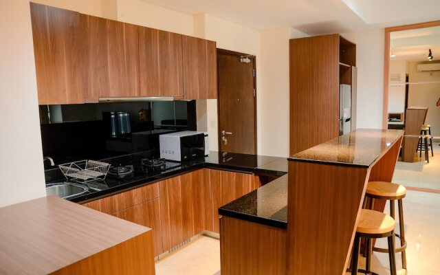 Artistic Room Lavenue Apartment