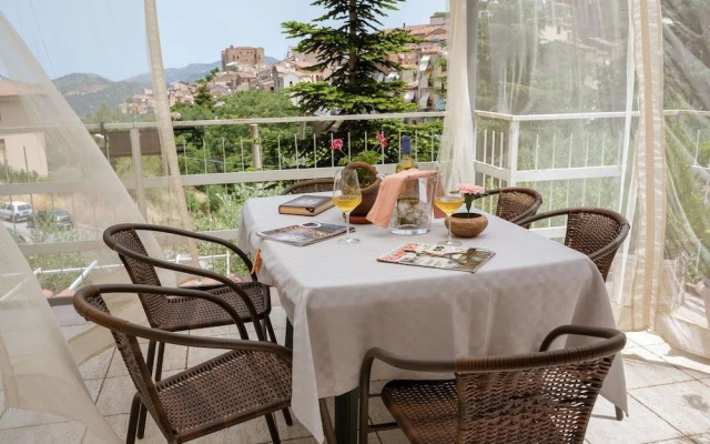 B&B Panorama