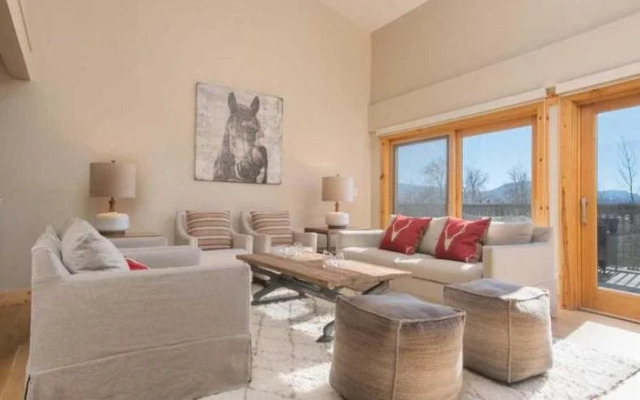 Timber Ridge by JHRL