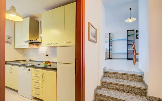 Ortensia Blu Lake And Relax