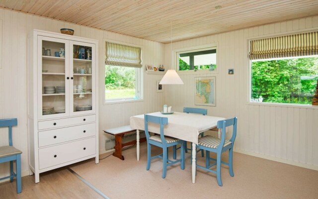 Serene Holiday Home in Grenå near Sea