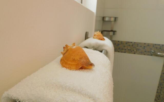 Beauty Playa Turquesa ocean views 3bed apartment P