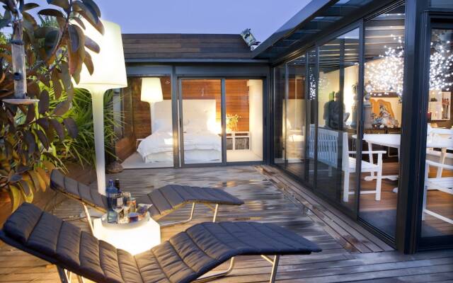 Watermelon - Modernist Terrace Flat II