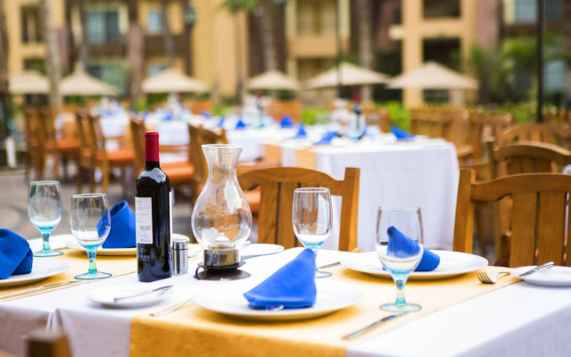 Villa del Arco Residences