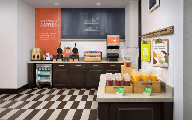 Hampton Inn & Suites Phoenix Tempe