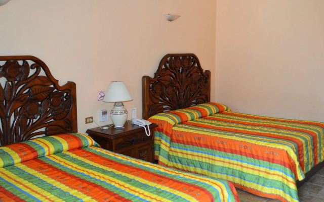 Hotel Santa Helena Plaza