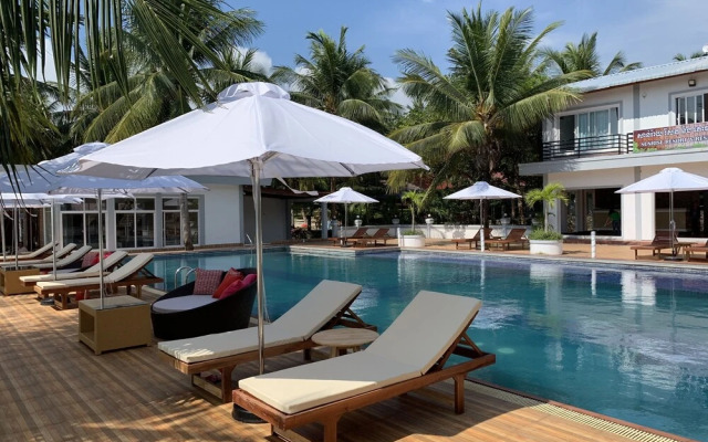 Sunrise Vuth Resort